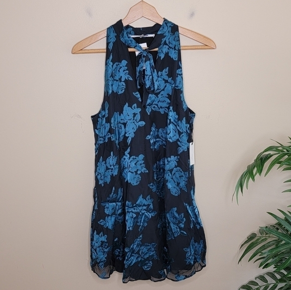 Lovers + Friends Dresses & Skirts - NWT Lovers + Friends | Blue & Black Blossom Halter Mini Dress Size Small